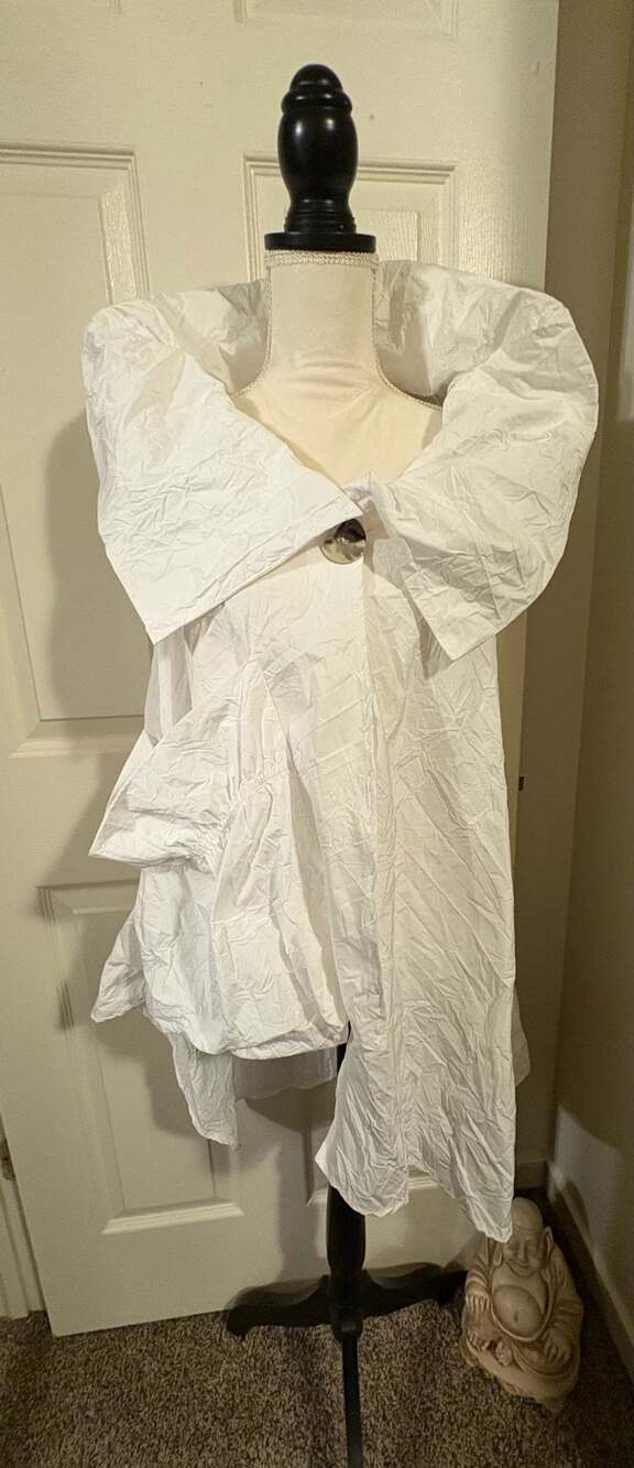 Lagenlook Shannon Passero White Cocoon Collar Top One Size
